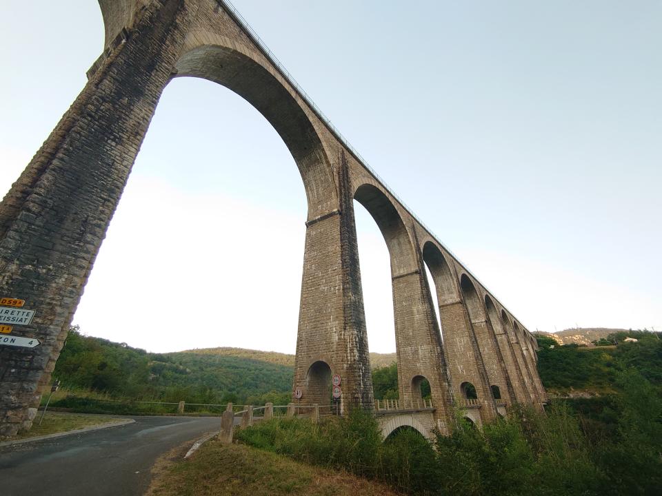 Cize-bolozon viaduct